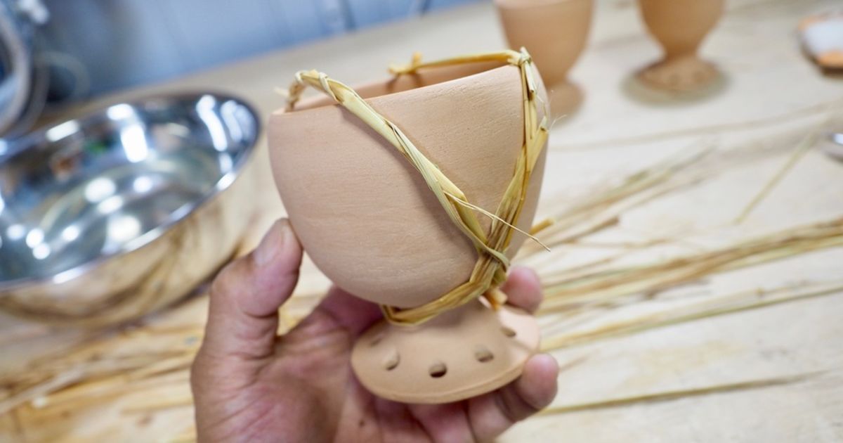 竹摘み 火襷、さんぎり 備前焼 手びねり宝瓶