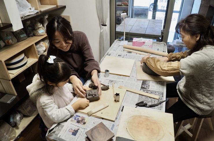 親子３代で陶芸体験